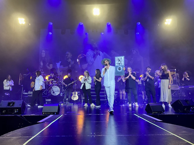 Baute Gira de mi puno y letra 2