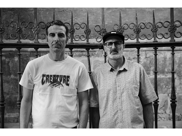 Bisabra patina o muere