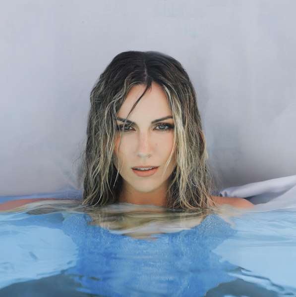 Edurne Bailar con el Viento