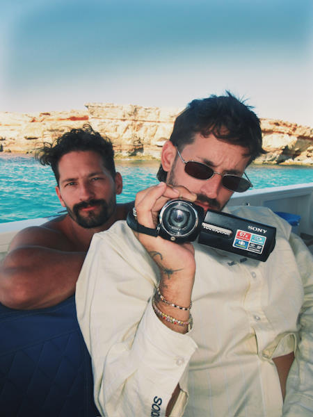 Mau y Ricky desmaquillada